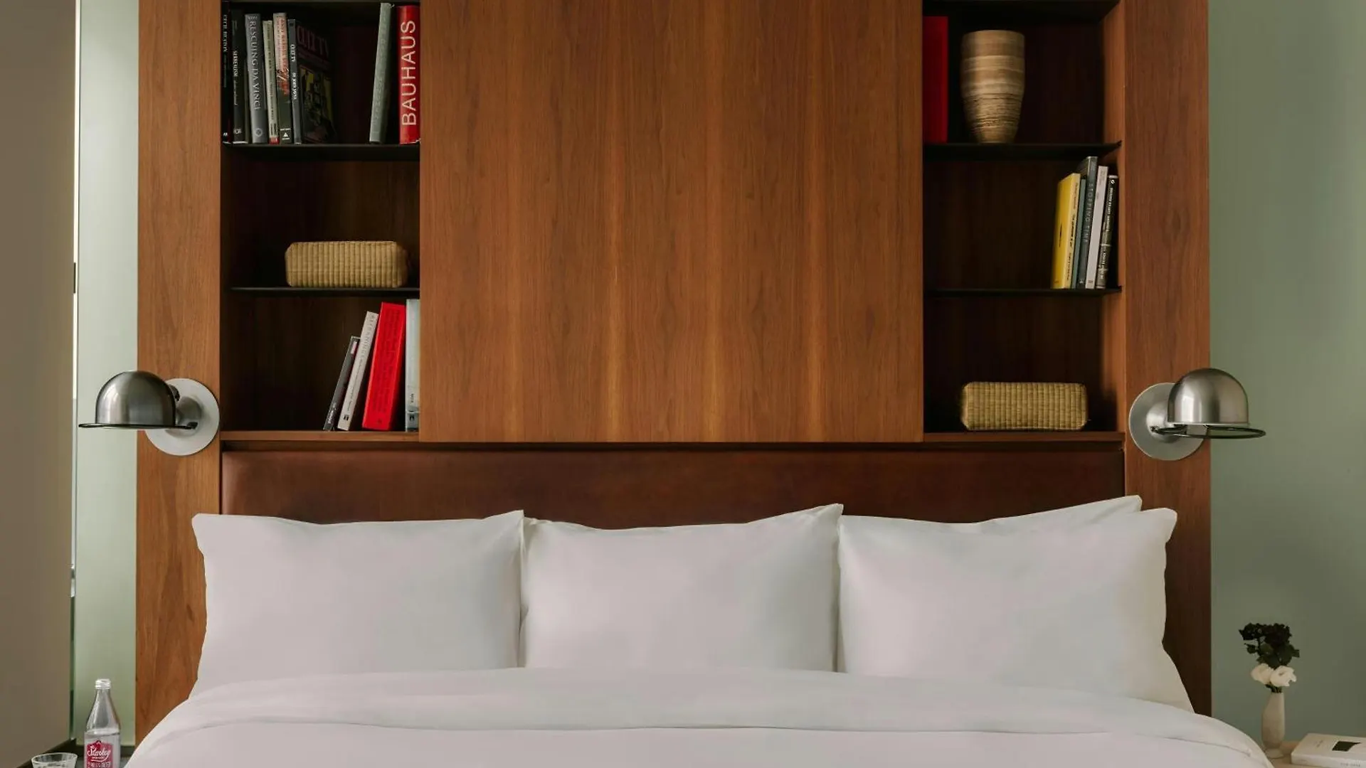 Chambers Hotel Central Park South, Sonder By Marriott Bonvoy 4*, New York