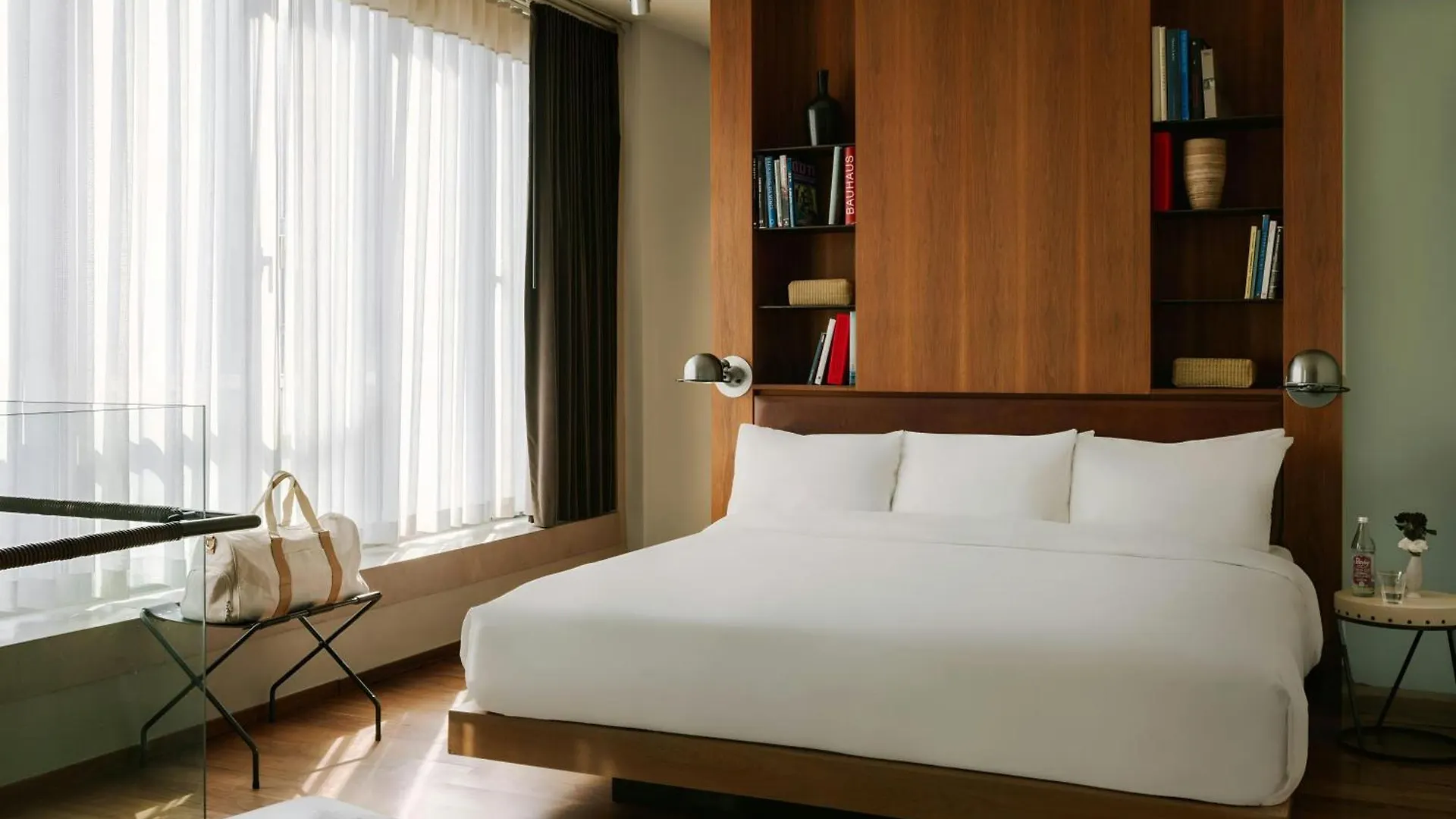 Chambers Hotel Central Park South, Sonder By Marriott Bonvoy